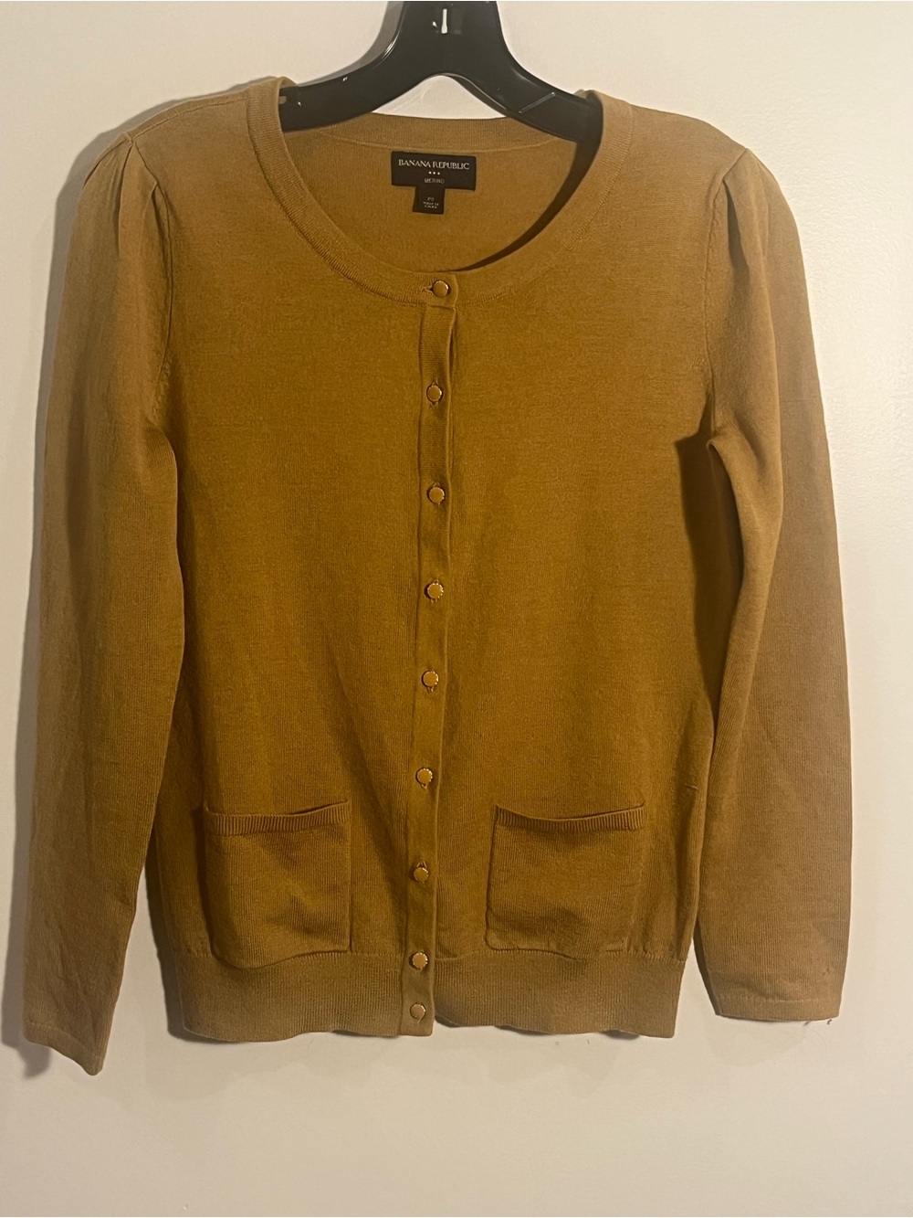Banana Republic 100% Extra Fine Merino Wool Mustard Gold Cardigan Size PS